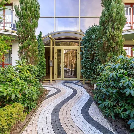 Apartmán Zeromskiego 29/42 *